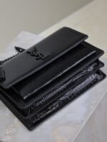 YSL 25S SUNSET MEDIUM 22 IN BLACK CROCODILE-EMBOSSED SHINY CALFSKIN BLACK HARDWARE - Image 17