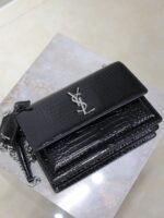 YSL 25S SUNSET MEDIUM 22 IN BLACK CROCODILE-EMBOSSED SHINY CALFSKIN SILVER HARDWRE - Image 17