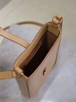LE 5 À 7 PHONE BAG 18 IN CIDER BROWN CALFSKIN - Image 2