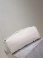 YSL 25S LOULOU PUFFER GM 35 IN BLANC VINTAGE CALFSKIN GOLD HARDWRE - Image 18