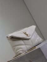 YSL 25S LOULOU PUFFER MINI 23 IN BLANC VINTAGE CALFSKIN GOLD HARDWARE - Image 8
