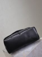 YSL 25S LOULOU PUFFER GM 35 IN BLACK CALFSKIN BLACK HARDWARE - Image 18