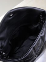 YSL 25S LOULOU PUFFER GM 35 IN BLACK CALFSKIN BLACK HARDWARE - Image 5