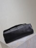 YSL 25S LOULOU PUFFER MM 29 IN BLACK CALFSKIN BLACK HARDWRE - Image 18