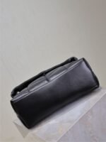 YSL 25S LOULOU PUFFER GM 35 IN BLACK CALFSKIN SILVER HARDWRE - Image 17