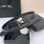 BELT 30MM IN BLACK CALFSKIN WITH INTERWOVEN GOLD CHAIN BUCKLE - Image 7