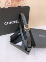 DOUBLE C BELT 20MM IN BLACK CALFSKIN WITH QUILTED STITCHING AND SPIRAL GOLD BUCKLE - Image 2