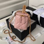 CC Vanity Case 17cm Pink Lambskin Gold hardware - Image 6