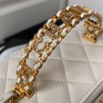 CC Vanity Case 17cm White Lambskin Gold hardware - Image 13