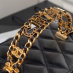 CC Vanity Case 17cm Black Lambskin Gold hardware - Image 4