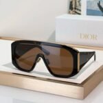 DIOR DiorGraphique M2U Shield Sunglasses ✨