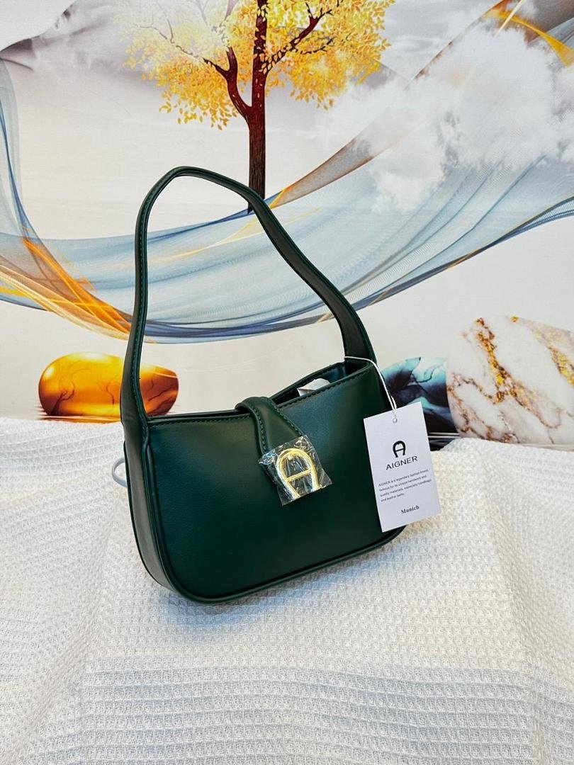 aigner-a185-shoulder-bag-green-20-cm-1.jpg Aigner A185 Shoulder Bag – Green, 20 cm - Image 1