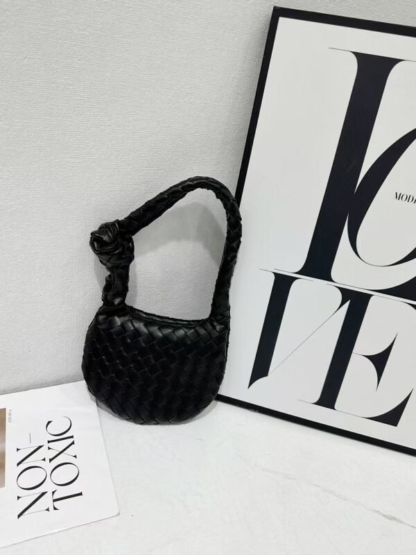 Bottega Veneta 9910-3 Hobo Bag – Black, 19 cm
