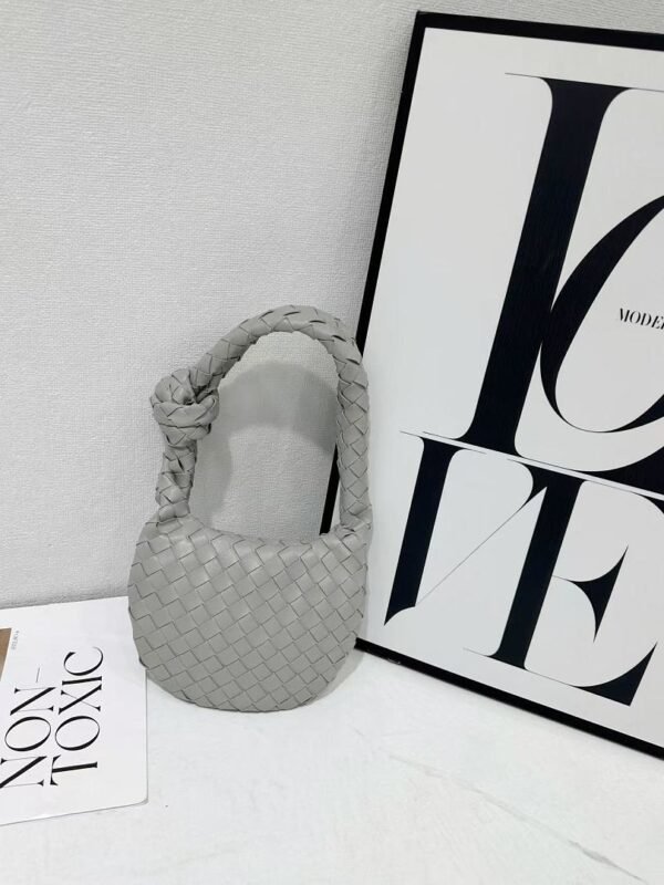 Bottega Veneta 9910-3 Hobo Bag – Light Gray, 19 cm