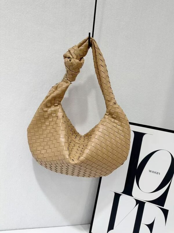 Bottega Veneta 9910 Hobo Bag – Tan, 45 cm