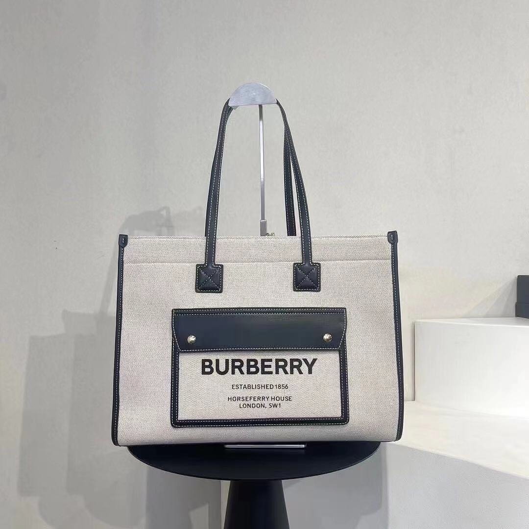Burberry 718 Tote Bag – Beige and Black, 41 cm Burberry 718 Tote Bag – Beige and Black, 41 cm
