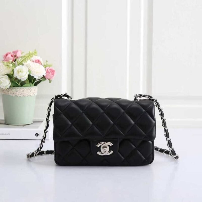 Chanel 1103 Shoulder Bag – Black, 20 cm