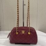 Chanel 2532 Shoulder Bag – Burgundy, 21 cm