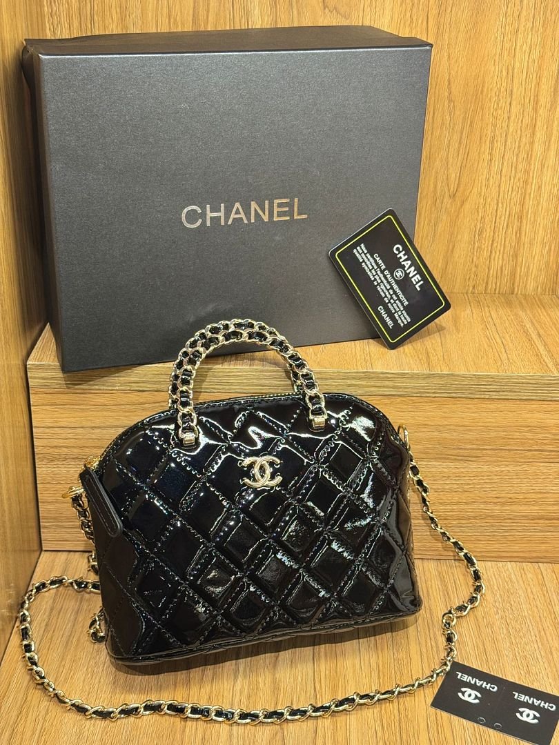 Chanel 2872 Top Handle Bag – Black, 20 cm Chanel 2872 Top Handle Bag – Black, 20 cm