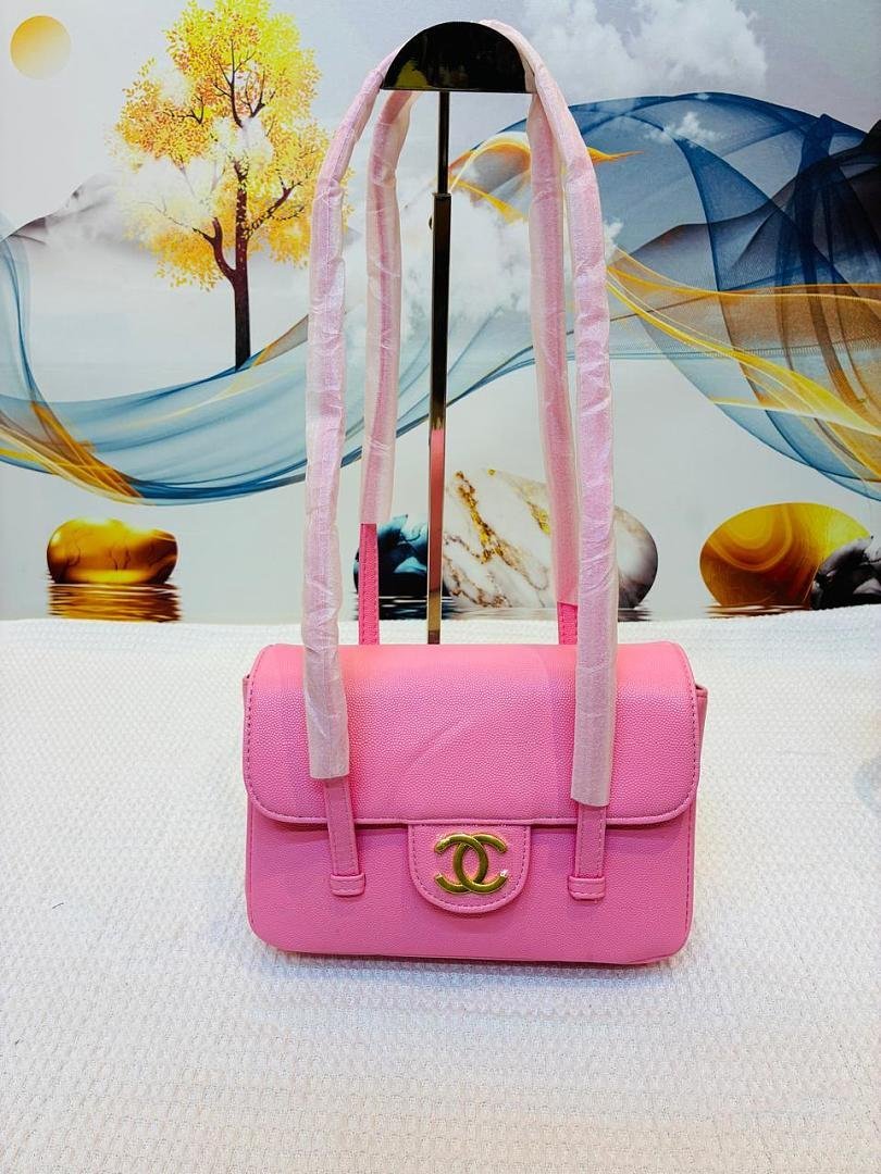 chanel-5133-shoulder-bag-pink-23-cm-1.jpg Chanel 5133 Shoulder Bag – Pink, 23 cm - Image 1