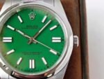 OYSTER PERPETUAL 41 STAINLESS STEEL GREEN DIAL - Image 3